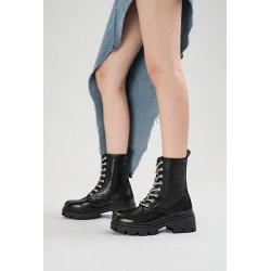 Ankelstvle - Vivi Rich