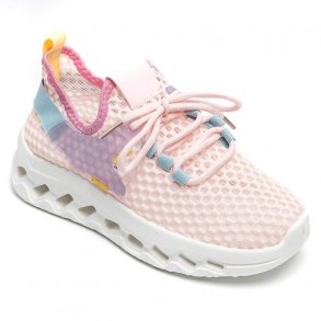 Sneakers - Ideal shoes